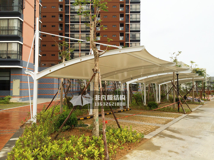 TC026 cable-stayed parking garage with membrane structure