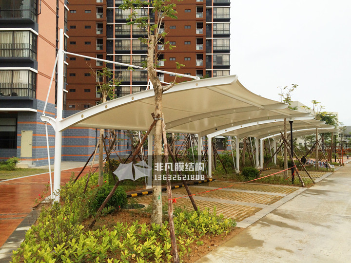 TC026 cable-stayed parking garage with membrane structure