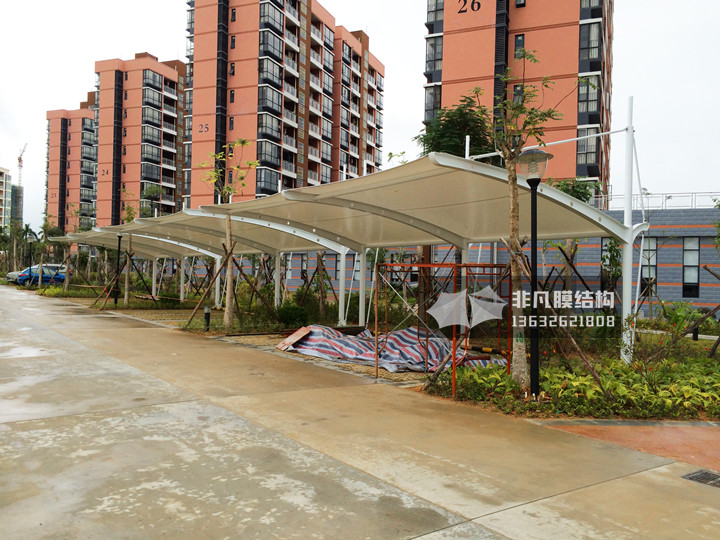 TC026 cable-stayed parking garage with membrane structure
